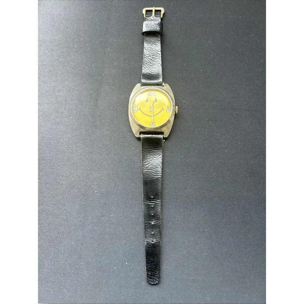 Vintage Diamond Tooled Swiss Made Smiley Face Manual Wind Watch